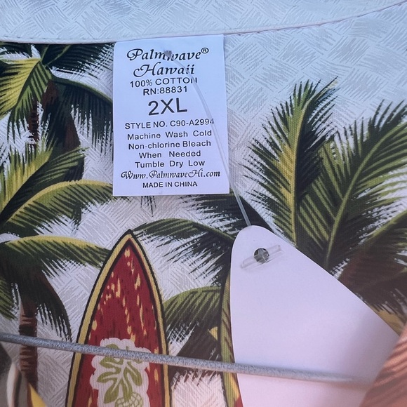 Hawaiian NWT Woody Vtg. Card and Surf 🏄🏿‍♀️ Board Motif - Picture 5 of 7